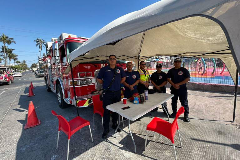 Tienen Bomberos Voluntarios de Mazatlán alta demanda de emergencias durante Semana Santa
