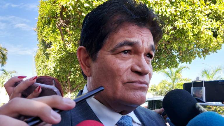 Mario López Valdez considera que es muy necesario sacar adelante la instalación de la planta de amoniaco de Tobolobampo.