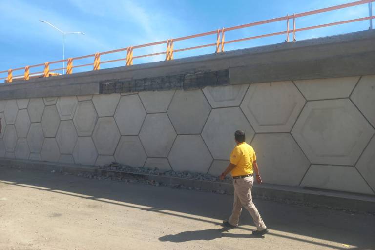 Se desprende parte del nuevo puente del Libramiento Colosio, en Mazatlán
