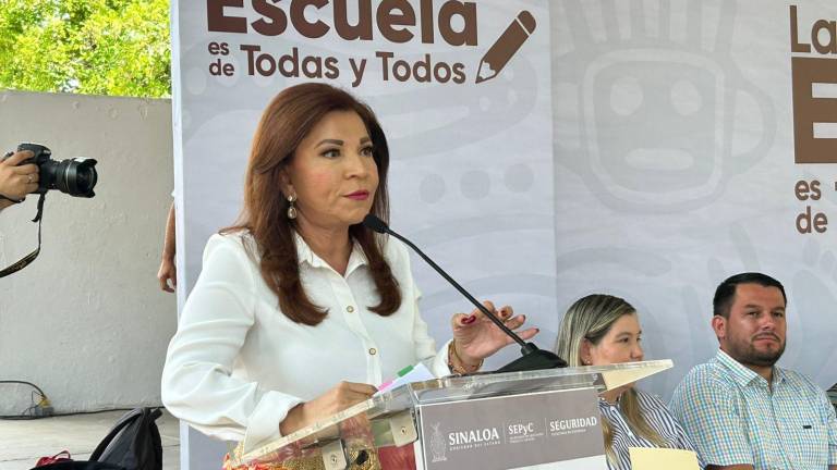 La Secretaria de Educación en Sinaloa, Gloria Himelda Fliex Niebla, pidió al Gobierno de México adelantar vacaciones para el próximo ciclo escolar.