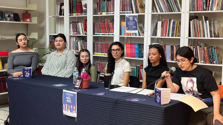 Alumnas de la Escuela de Filosofía y Letras de la UAS presentó la revista literaria digital Elipsis, que se publica en coordinación con un grupo de alumnas de Madrid, España.