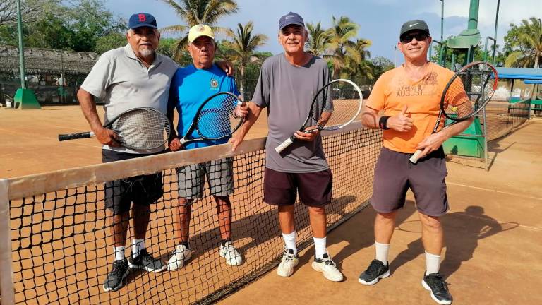 Bruno Villasana y Dionicio Hernández juegan ante Antonio Zamudio y Rafael Moreno (semifinales).