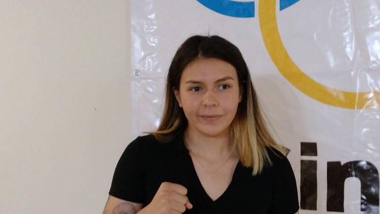 Brianda Tamara Cruz Sandoval entrena en Mazatlán antes de partir a Tokio.