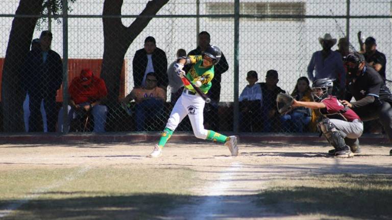 Ahome no se confió en el beisbol.