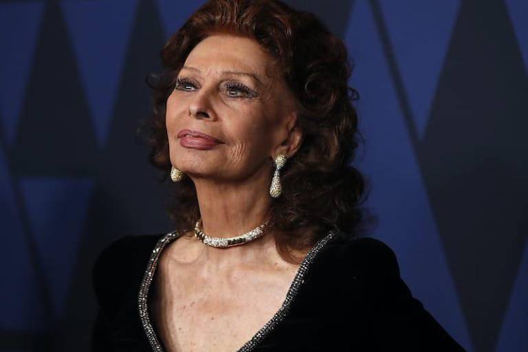 Operan de urgencia a la actriz Sophia Loren