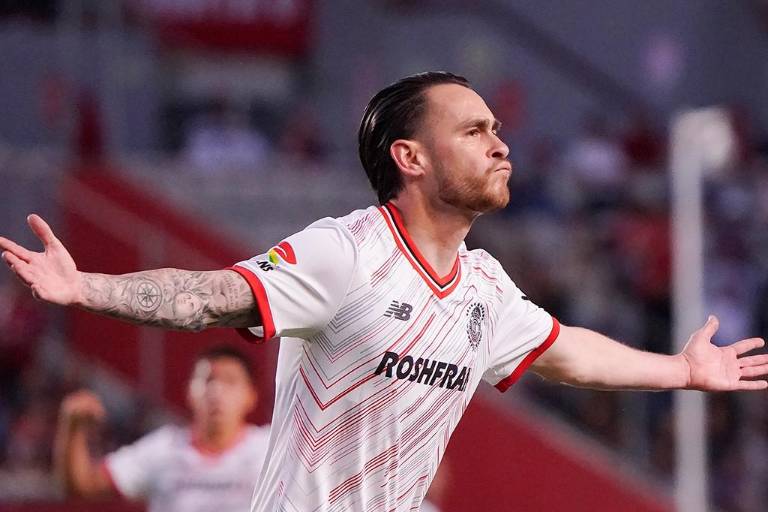 Sinaloense Angulo causa terror en visita al Necaxa