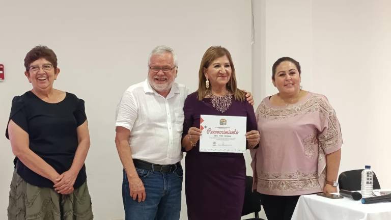 Teresa Guerra Ochoa disertó la conferencia titulada “Avances legislativos”, en Escuinapa.