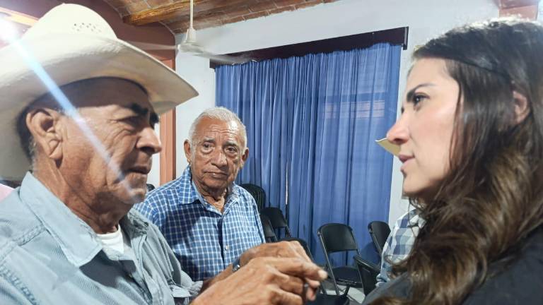 La Senadora Paloma Sánchez escuchó a los ejidatarios.