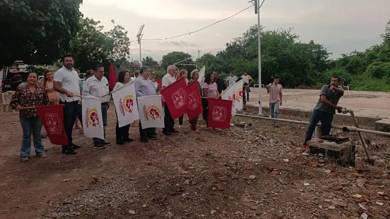 Autoridades de Escuinapa inauguraron las obras de rehabilitación de pozos para mejorar la distribución de agua potable.