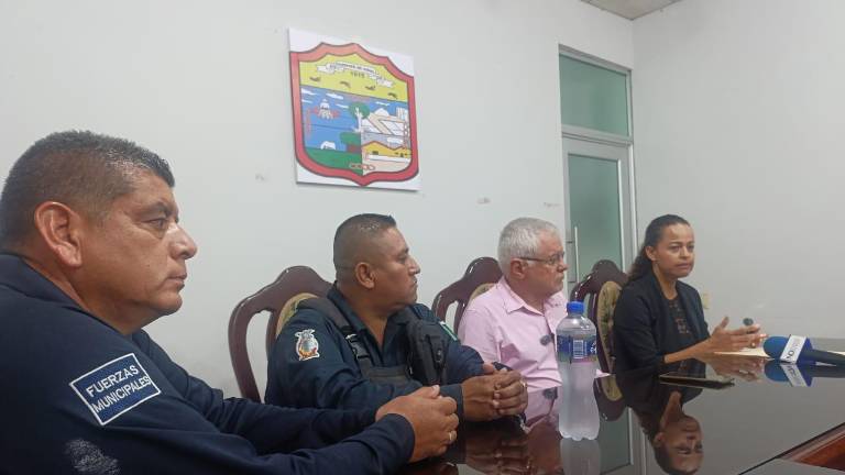 Autoridades de Escuinapa anunciaron la fase restrictiva del programa “Cuídate que en casa te esperan”, que busca prevenir accidentes viales entre estudiantes menores de edad.