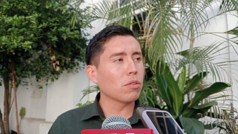 Cirilo Celis se separará del cargo de regidor en Culiacán para asumir la dirección del DIF Municipal.