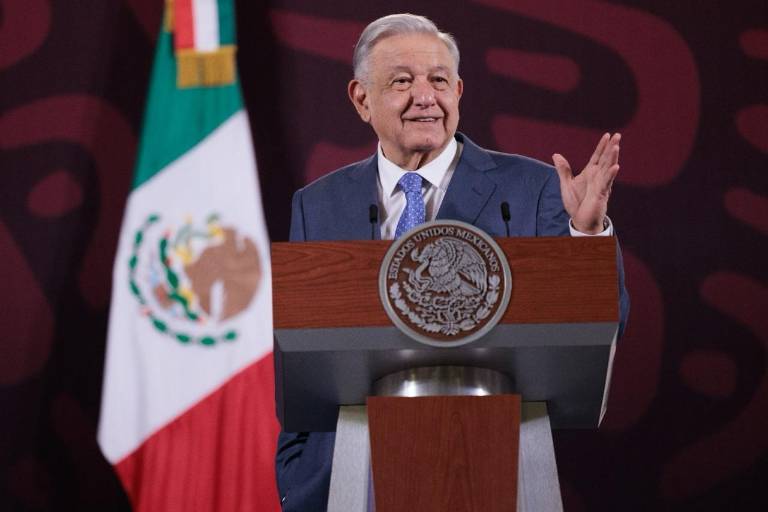 Reconoce AMLO que presentación de reformas es por proceso electoral