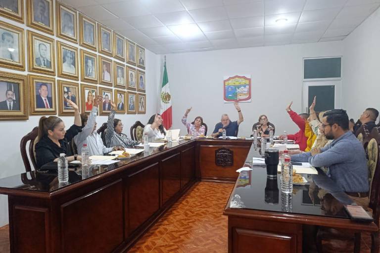 Aprueban por mayoría Ley de Ingresos en Escuinapa