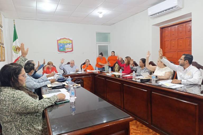 Derogan regidores propuesta de dentista como asesor jurídico del Ayuntamiento de Escuinapa