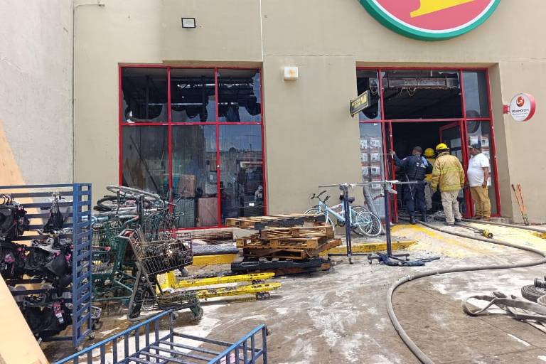 De nuevo se registra incendio en tienda de autoservicio en Escuinapa