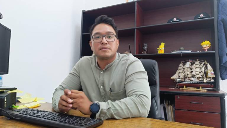 Personal de salud estará brindando información a los asistentes a las Fiestas del Mar de Las Cabras, informó José Ángel Espinosa.