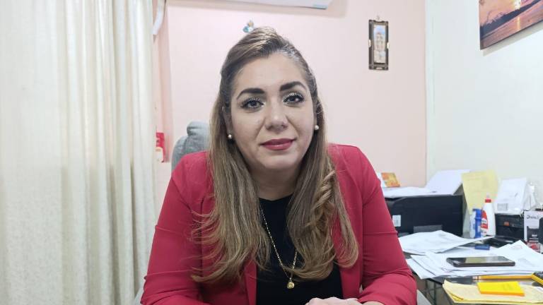 Isabel Ávila Olivas, Tesorera del Ayuntamiento de Escuinapa.