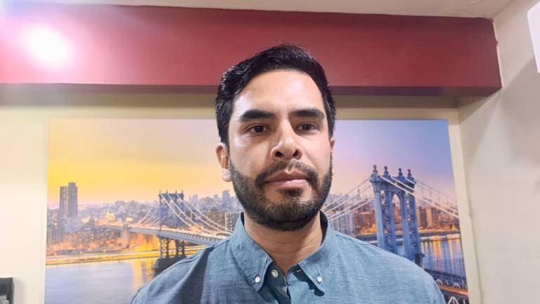 Jaime Ruezgas informó que con el SAT móvil esperan apoyar a la población de todo el municipio que requieren hacer trámites.