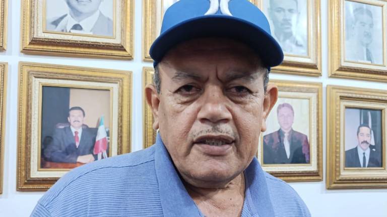 El dirigente pesquero de Tecualilla, Jaime Aguilar Estrada, habla de la crisis que vive la comunidad ante la falta de recurso.