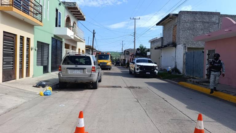 La vida de Felipe Yahir cambió la mañana del lunes, cuando se defendió y atacó a su papá, quien falleció en el hospital de Escuinapa.