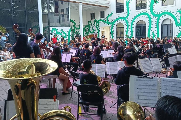Bandas y orquestas de Sinaloa interpretan al unísono el vals ‘Alejandra’