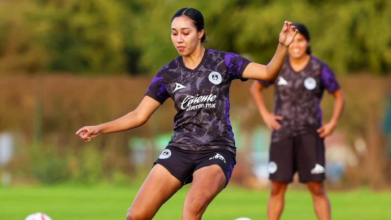 Paulina Ramos dice que ha crecido como futbolista gracias al apoyo de sus compañeras.