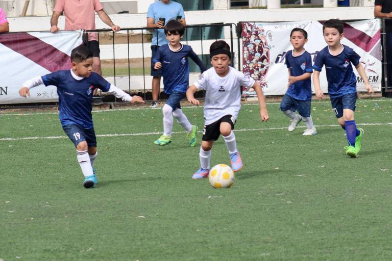 Avanza Mazatlán a semifinales del Estatal categoría Chupones