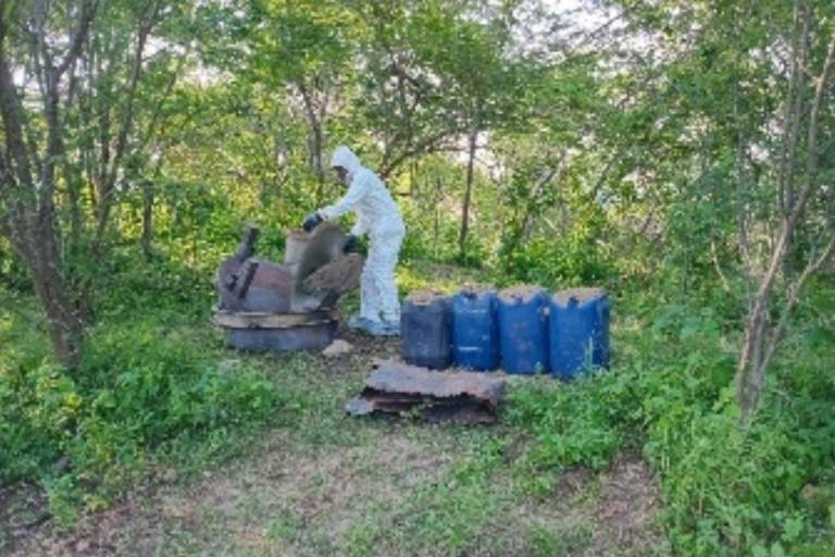 Ejército destruye laboratorio clandestino y zona de precursores en Culiacán y Cosalá