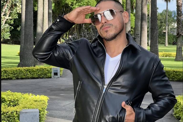 Pierde Espinoza Paz su celular, y ofrece recompensa