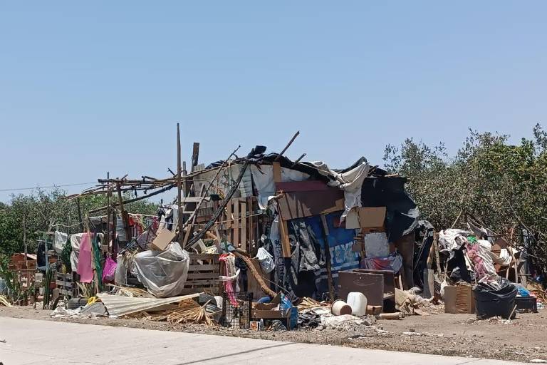 Basura e invasiones se apoderan del Estero del Infiernillo previo a la temporada de lluvias