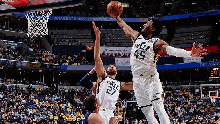 El Jazz quedó a una victoria de avanzar de ronda en los playoffs de la NBA.