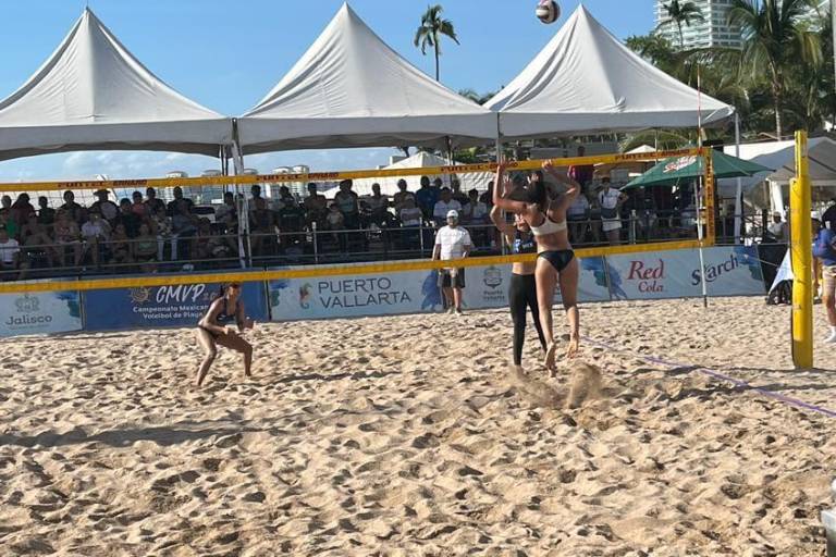 Logran duplas de Salvador González el 1-2 en el Nacional de Voleibol de Playa