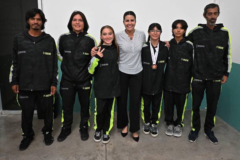 Regresan mazatlecos a casa tras mostrar su calidad en el skateboarding de la Olimpiada Nacional