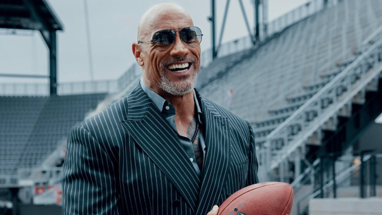 Dwayne Johnson brinda importante apoyo a los integrantes que forman parte del sindicato de actores.