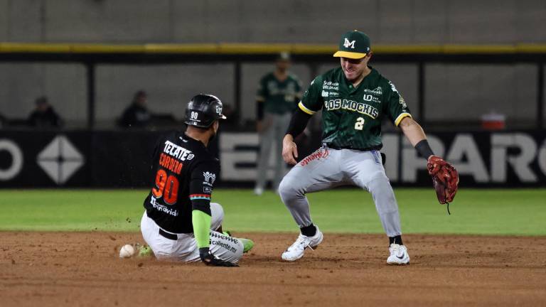 Naranjeros gana en casa.