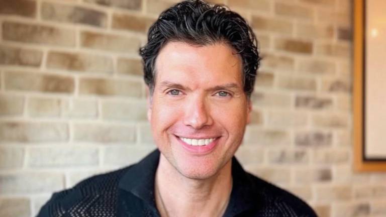 El actor y cantante Mauricio Martínez protagonizará el espectáculo “Celebrating Broadway Contemporary Hits, este viernes 13 y sábado 14 de diciembre, en el Teatro Ángela Peralta, en Mazatlán.