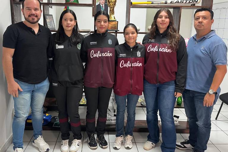 Karatecas culichis, a Panamericano juvenil en Brasil