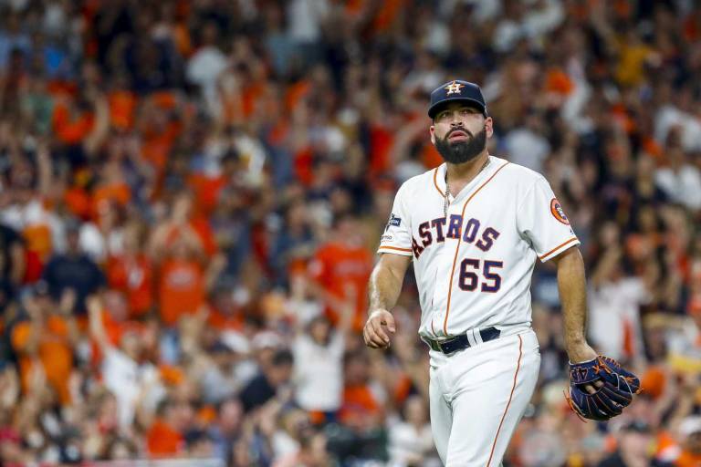 Sinaloense José Urquidy carga con el descalabro ante Oakland