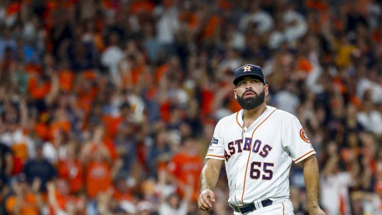 José Urquidy no pudo con los Atléticos de Oakland el pasado sábado