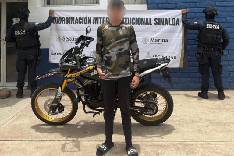 Detienen policías estatales a presunto ‘halcón’ al norte de Culiacán