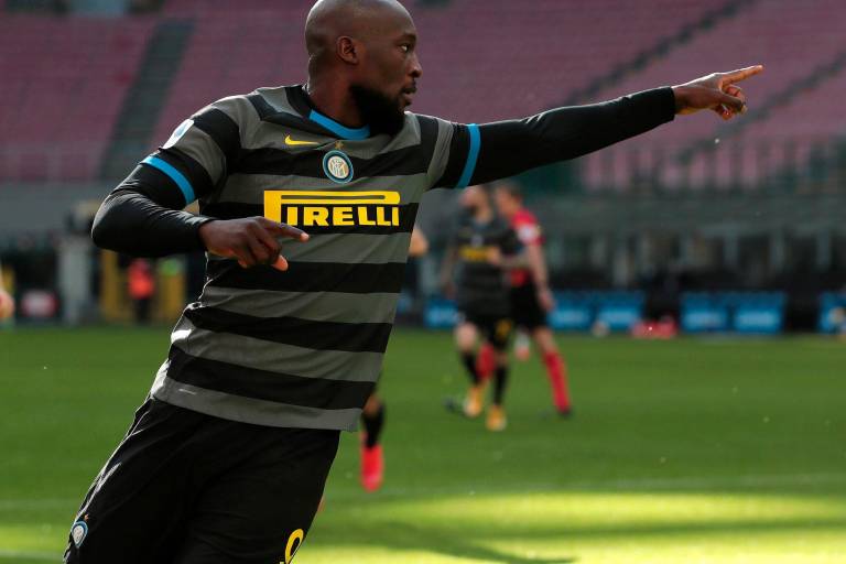 Con Lukaku como figura, el Inter sigue como líder