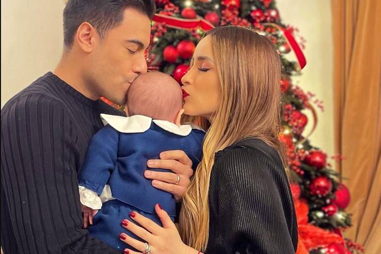 Buscan Carlos Rivera y Cynthia Rodríguez la parejita