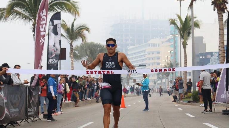 José Luis Zazueta gana la categoría Sub 23 varonil.