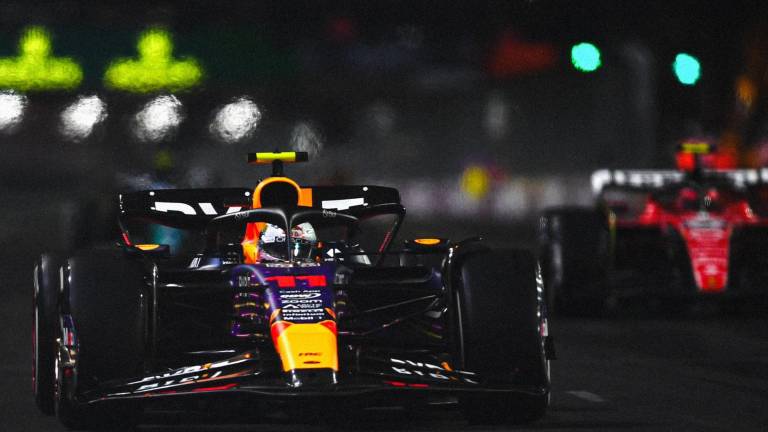 Sergio “Checo” Pérez finaliza en quinto sitio.