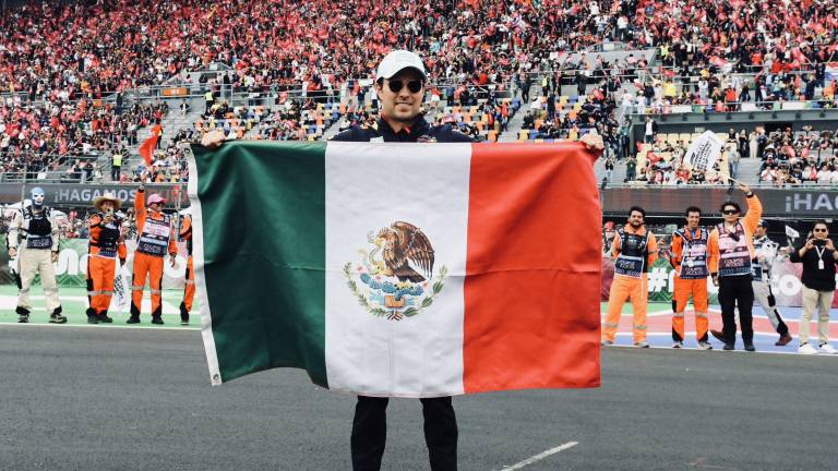 Sergio “Checo” Pérez firmaría por dos o tres temporadas con Cadillac.