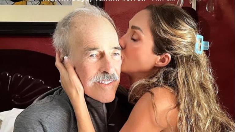 Anahí apoya a Andrés García con dinero para el cuidado de su salud.