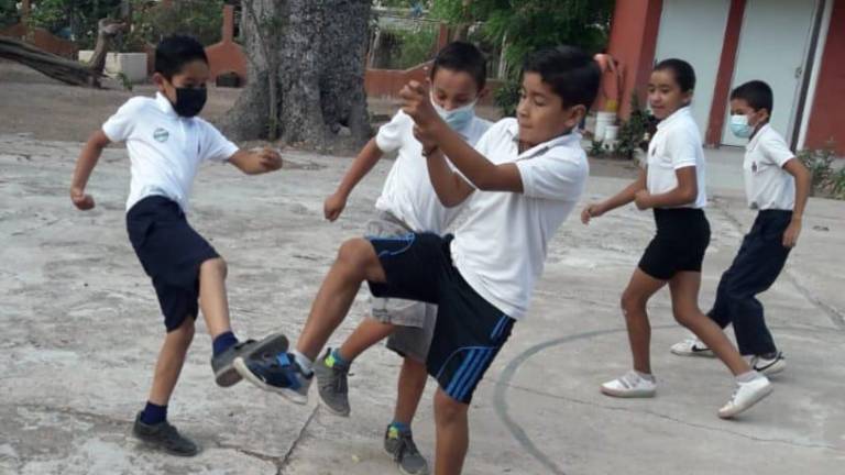 La cancha de la Primaria Gregorio Tomás Quintero fue la sede del torneo relámpago.