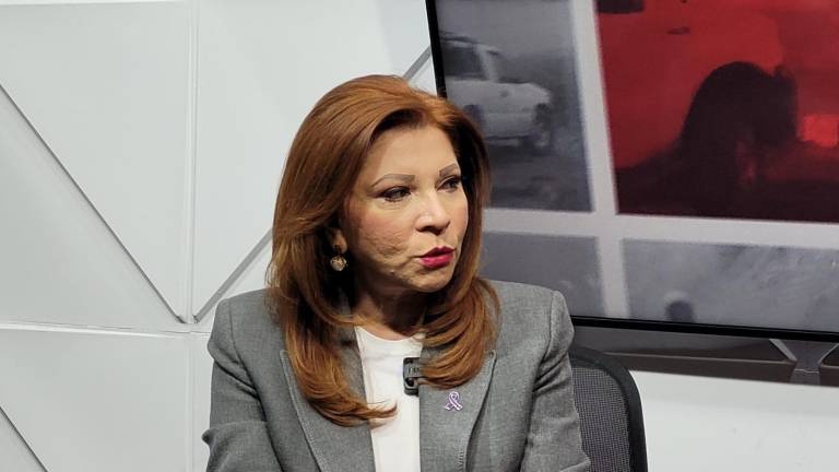 La Secretaria de Educación Gloria Himelda Félix Niebla aclara que este lunes no había suspensión de clases.