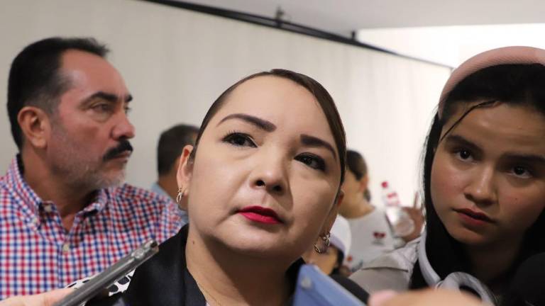 El agente se encuentra fuera de peligro mientras aún se mantiene interno en un centro médico, indicó la Fiscal.