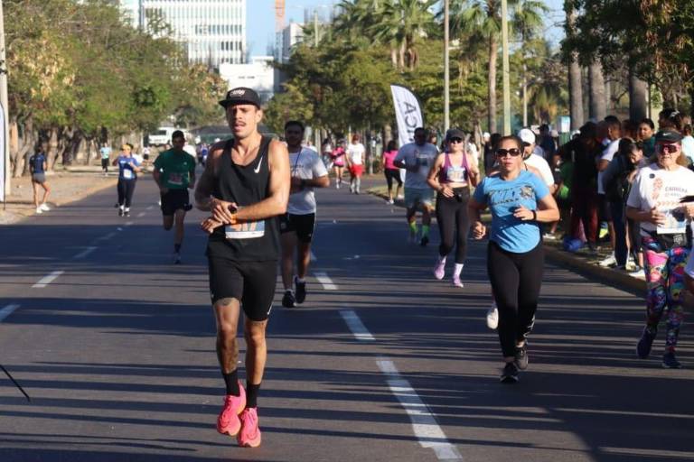 Conquistan más de 500 runners Avenida Leonismo, en la Carrera G Móvil
